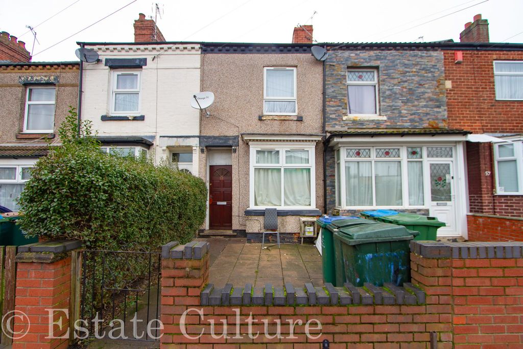 Property photo 1 of 9
