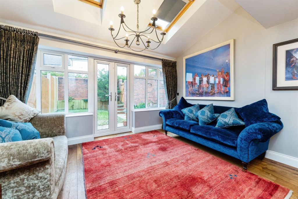Property photo 2 of 17