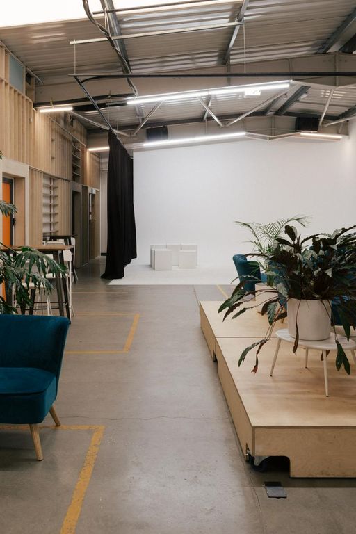 Property photo 3 of 32