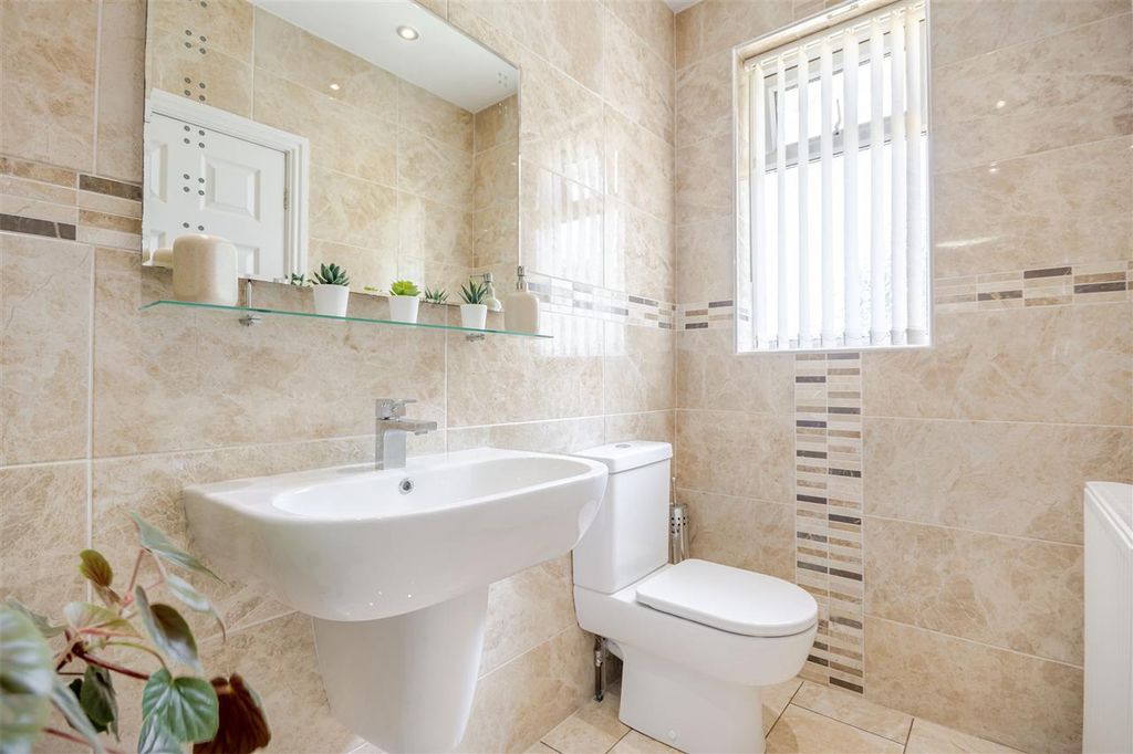 Additional image 16 of 3 bed detached bungalow for saleLongfield Lane, Ilkeston DE7