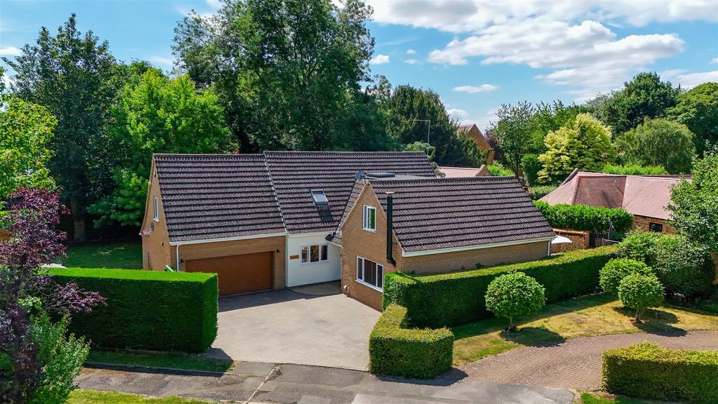 Property photo 1 of 38