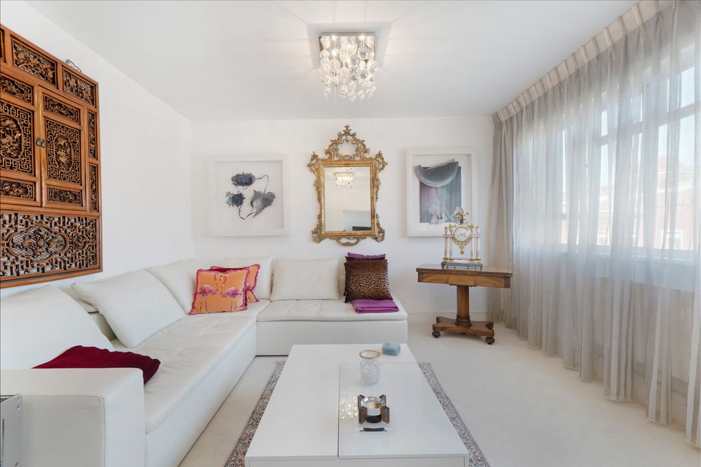 Property photo 1 of 13 Flat 10, Waverley Court - Ra0Ibi2Mpngtosgezjiw.Jpg
