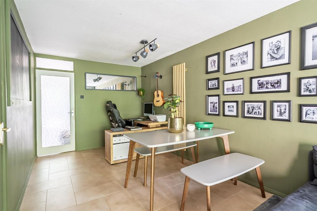 Property photo 2 of 19 Living/Office Area