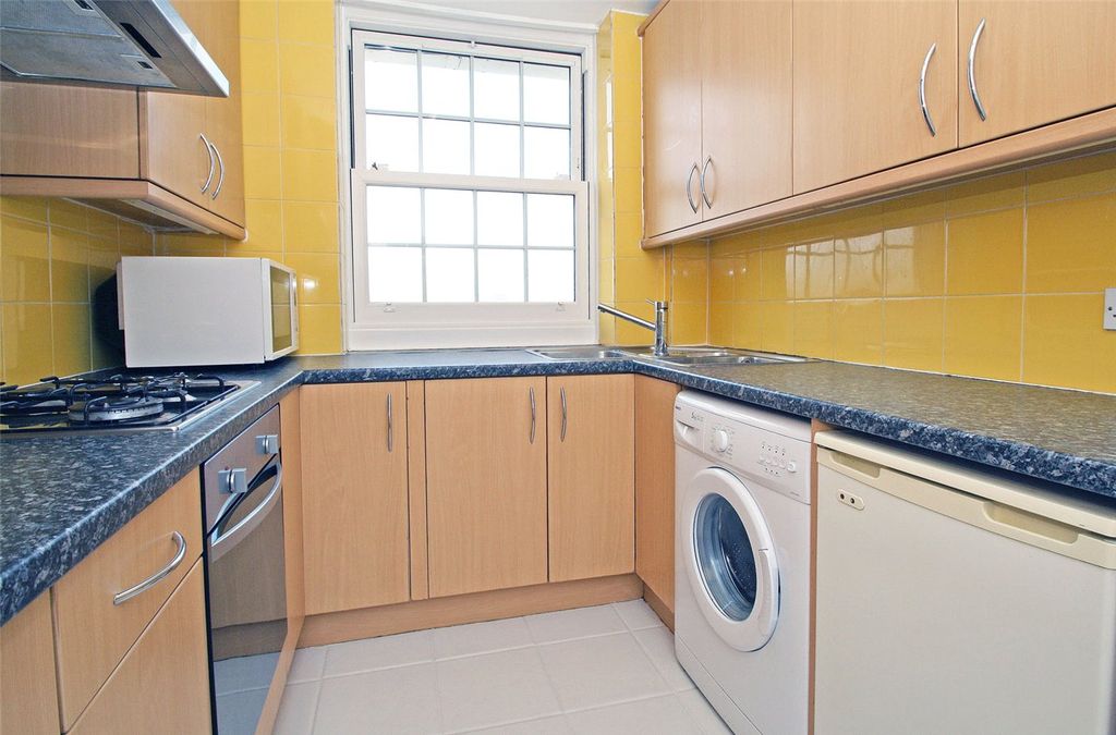 Property photo 2 of 11 Picture No. 08