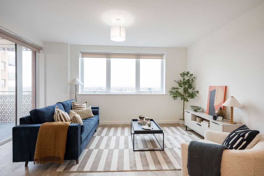 Property photo 1 of 11 Riverview - Stain...