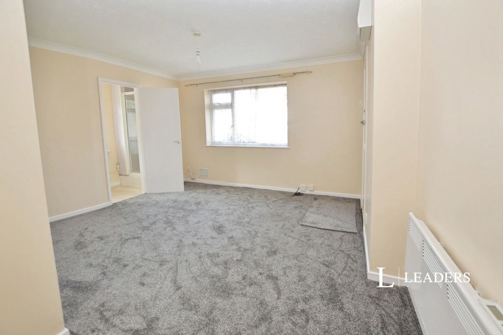 Property photo 2 of 6 Pbox-Img.Jpg