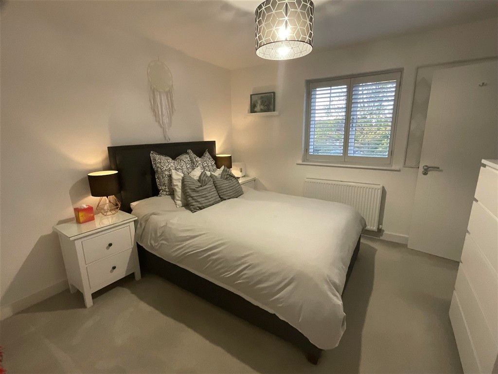 Property photo 1 of 10 Bedroom 1