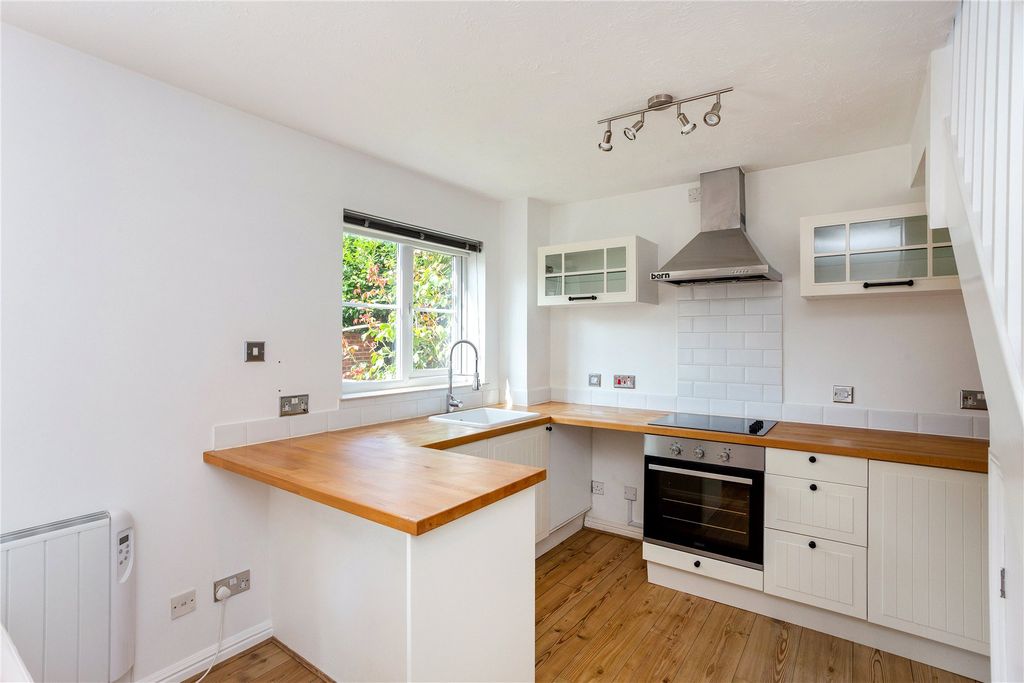 Property photo 3 of 9 Picture No. 09