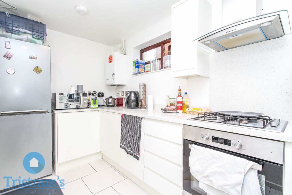 Property photo 2 of 16 Img_3171
