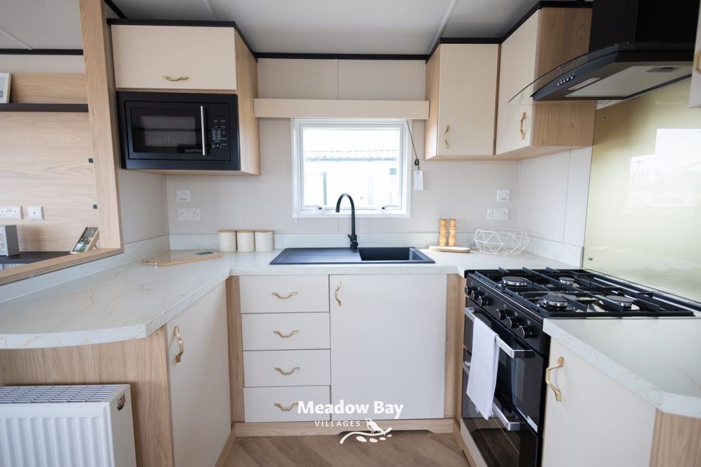 Property photo 3 of 6 2025 Carnaby Glailsdale 37x12 2B Small 04.Jpg