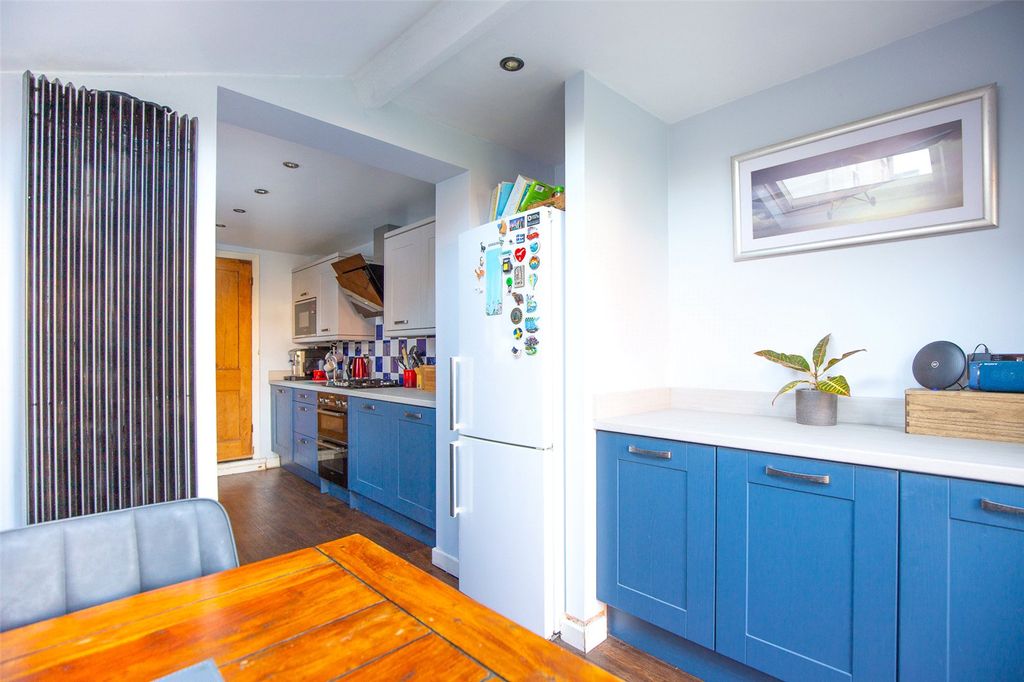 Property photo 3 of 21 Picture No. 13