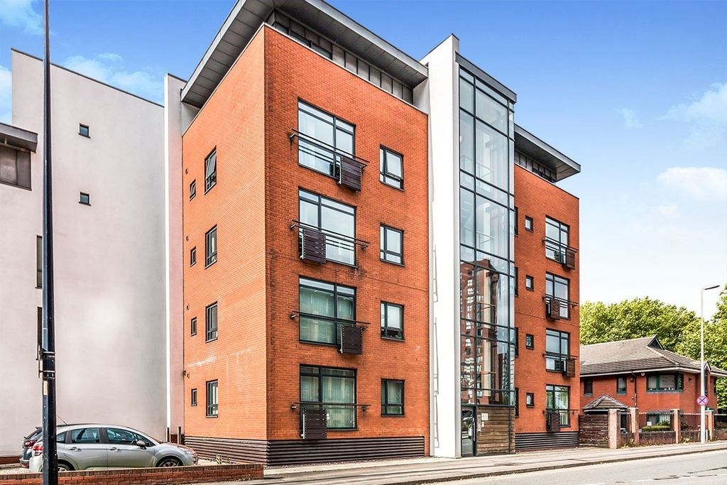 Property photo 1 of 8 Picture No. 17