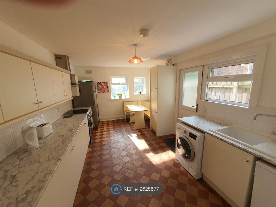 Property photo 3 of 7