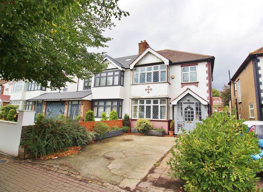 Property photo 1 of 11