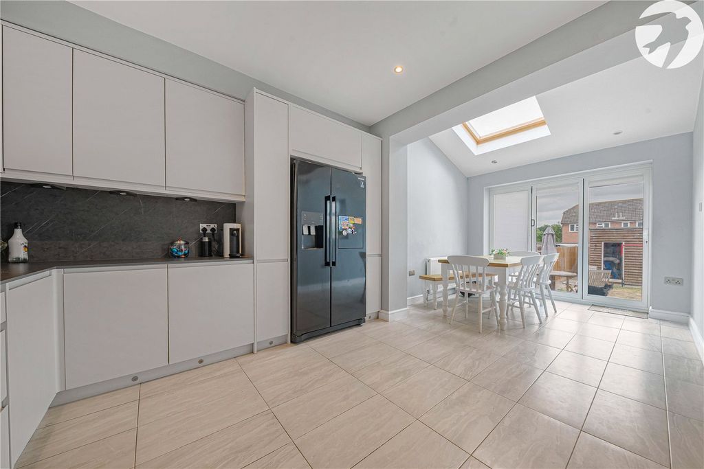 Property photo 3 of 30 Kitchen Diner