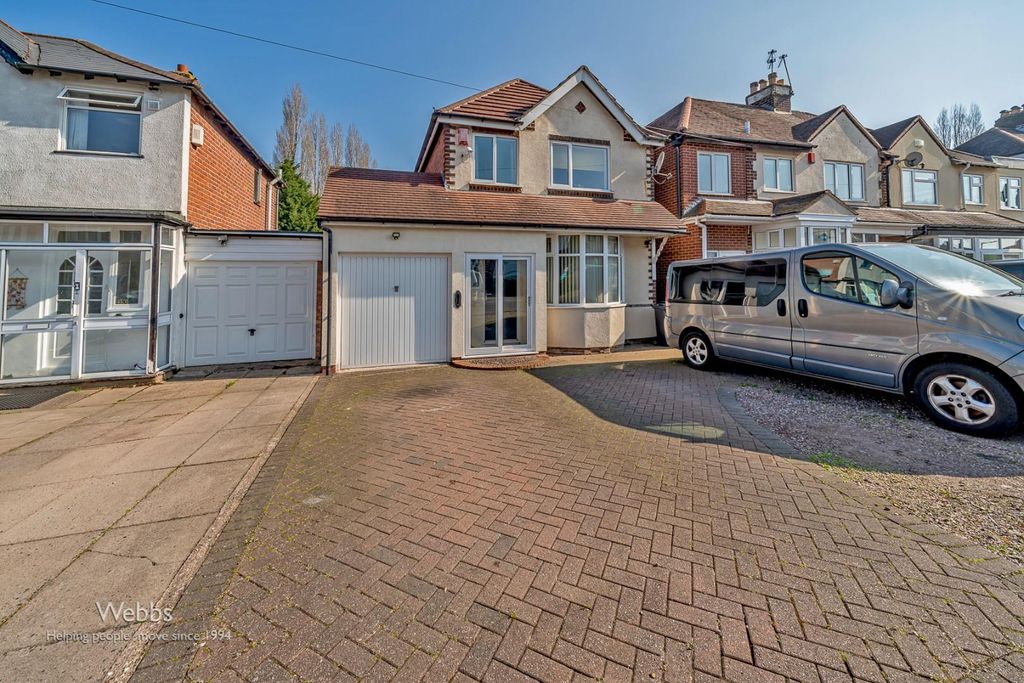 Property photo 1 of 30 Â© Webbs Estate Agents Â© (35 Of 153).Jpg