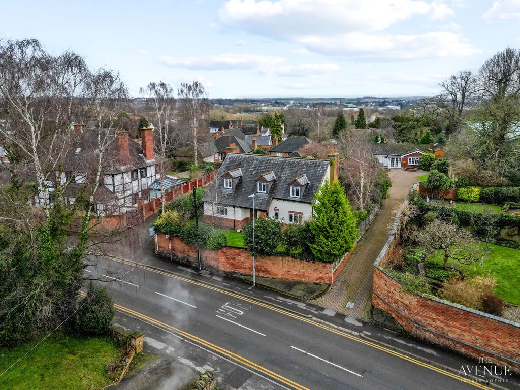 Property photo 1 of 32 3026370