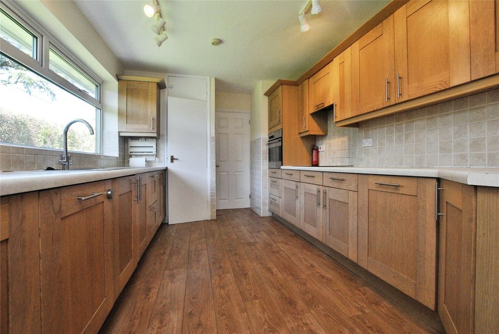 Property photo 3 of 8 Picture No. 04