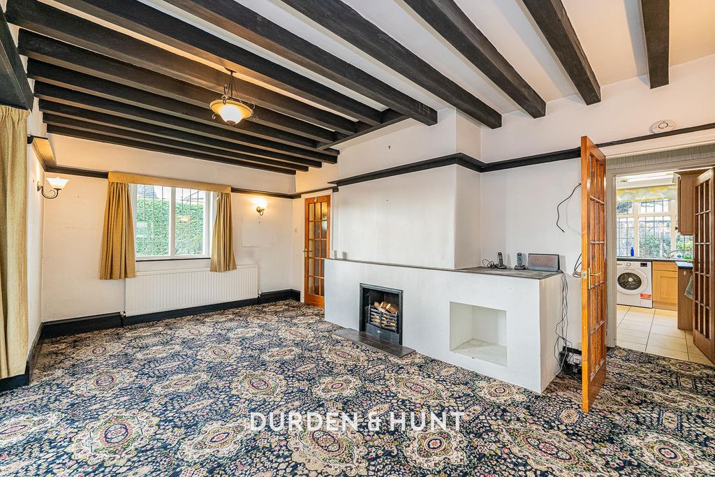 Property photo 3 of 33 Hornchurch-19.Jpg