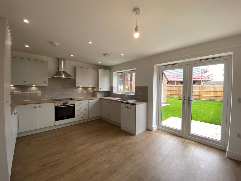 Property photo 3 of 23 Image