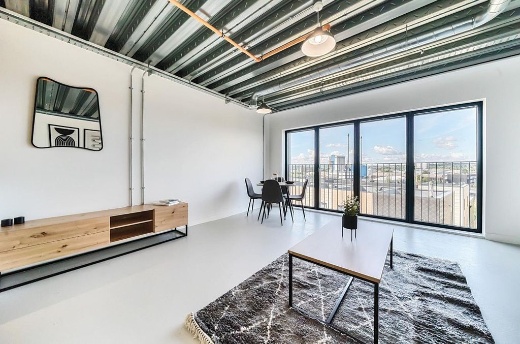 Property photo 3 of 12 1016335 (3).Jpg