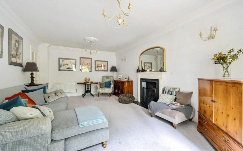 Property photo 3 of 23 4880236