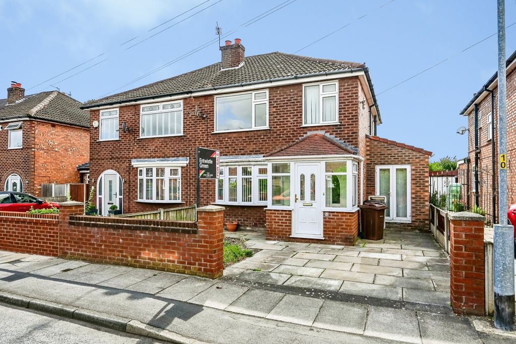 Property photo 1 of 17 Pbox-Img.Jpg