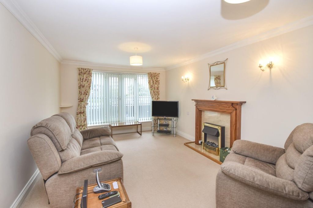 Property photo 2 of 10 1379592_20250923033004.Jpg