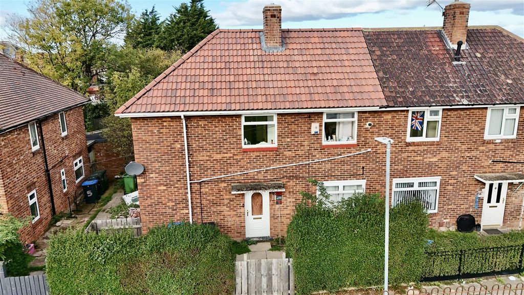 Property photo 1 of 7 Front