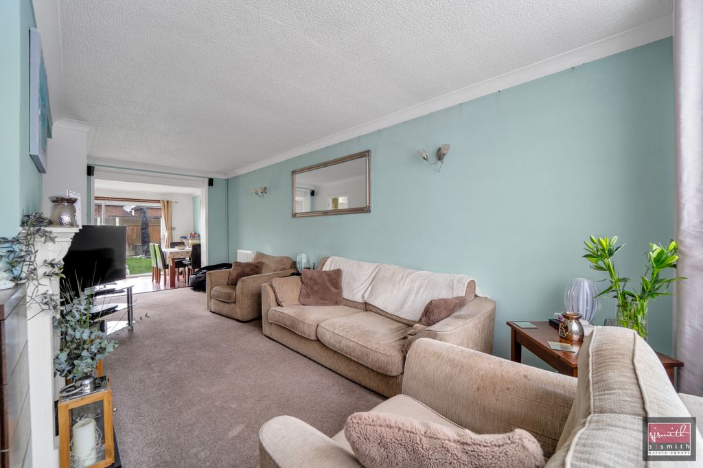 Property photo 2 of 13 Dsc09510