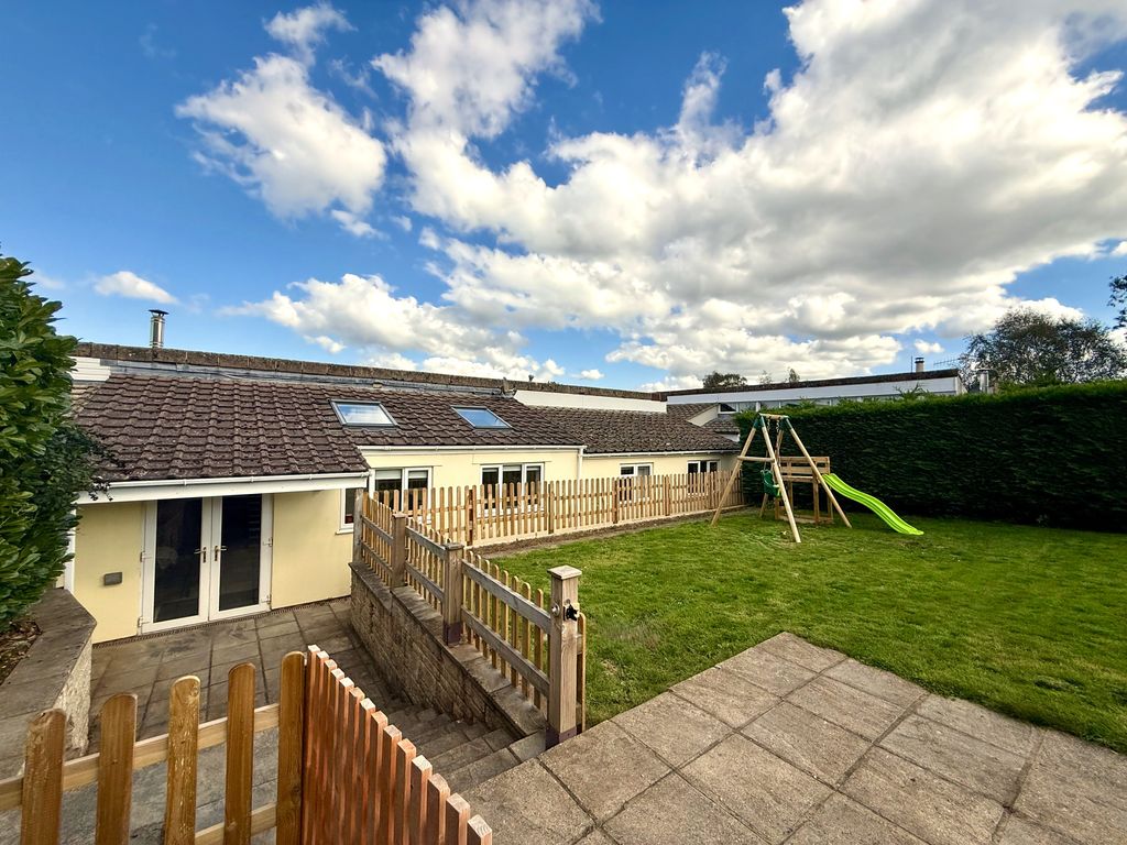 Property photo 1 of 17 Garden