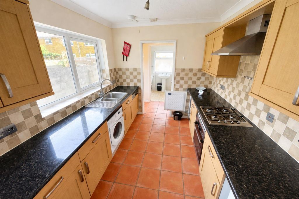 Property photo 1 of 6 Image