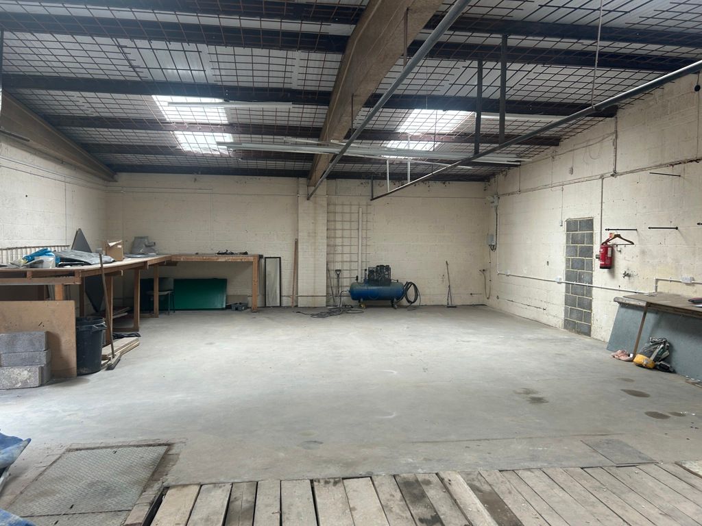 Property photo 2 of 9 Photo 1