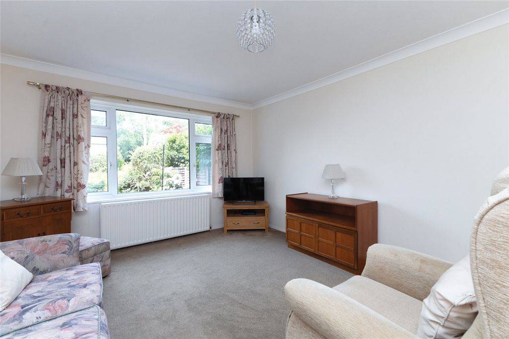 Property photo 2 of 13 Picture No. 25