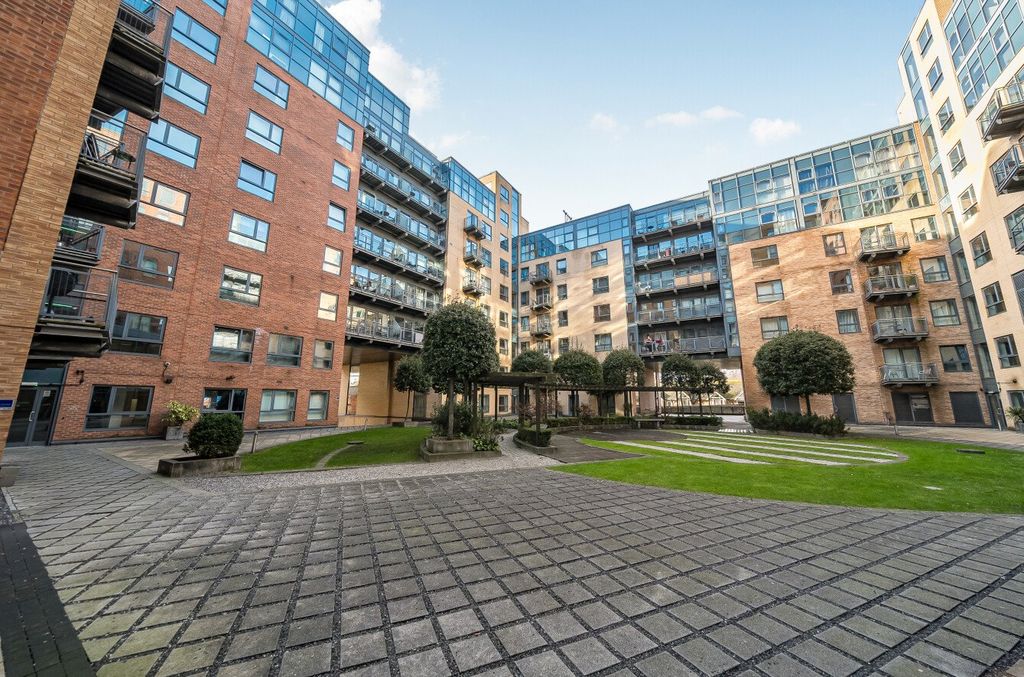 Property photo 1 of 11 Picture No. 05