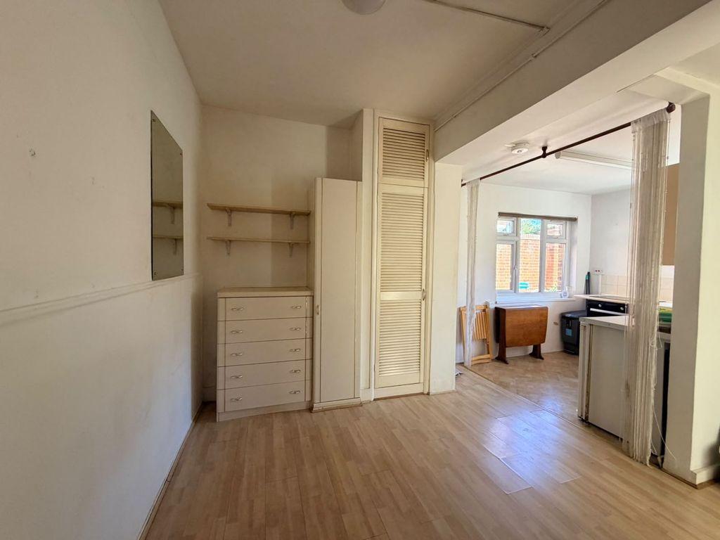 Property photo 2 of 6 Living Space