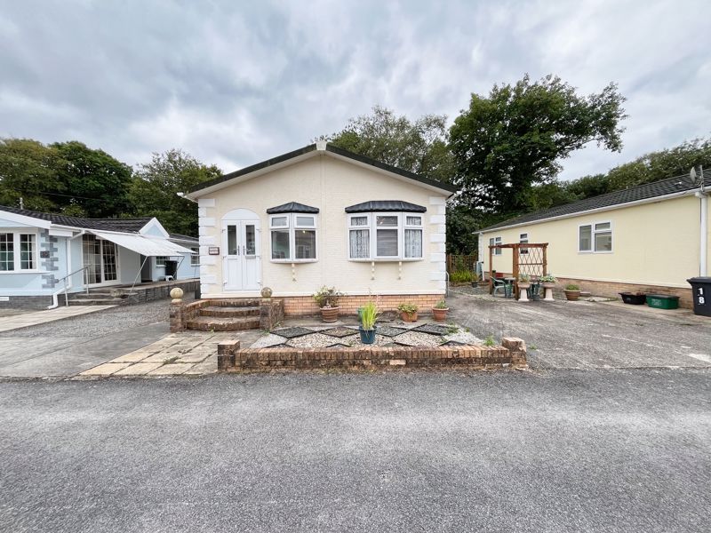 Property photo 1 of 30 Photo 23