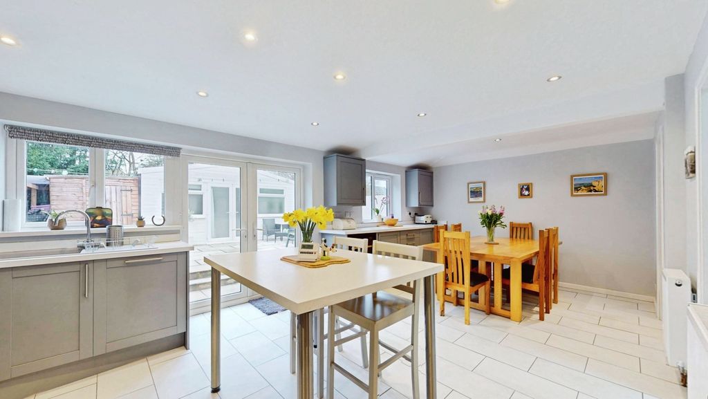 Additional image 5 of 3 bed detached house for saleWhiteley Croft Road, Otley LS21