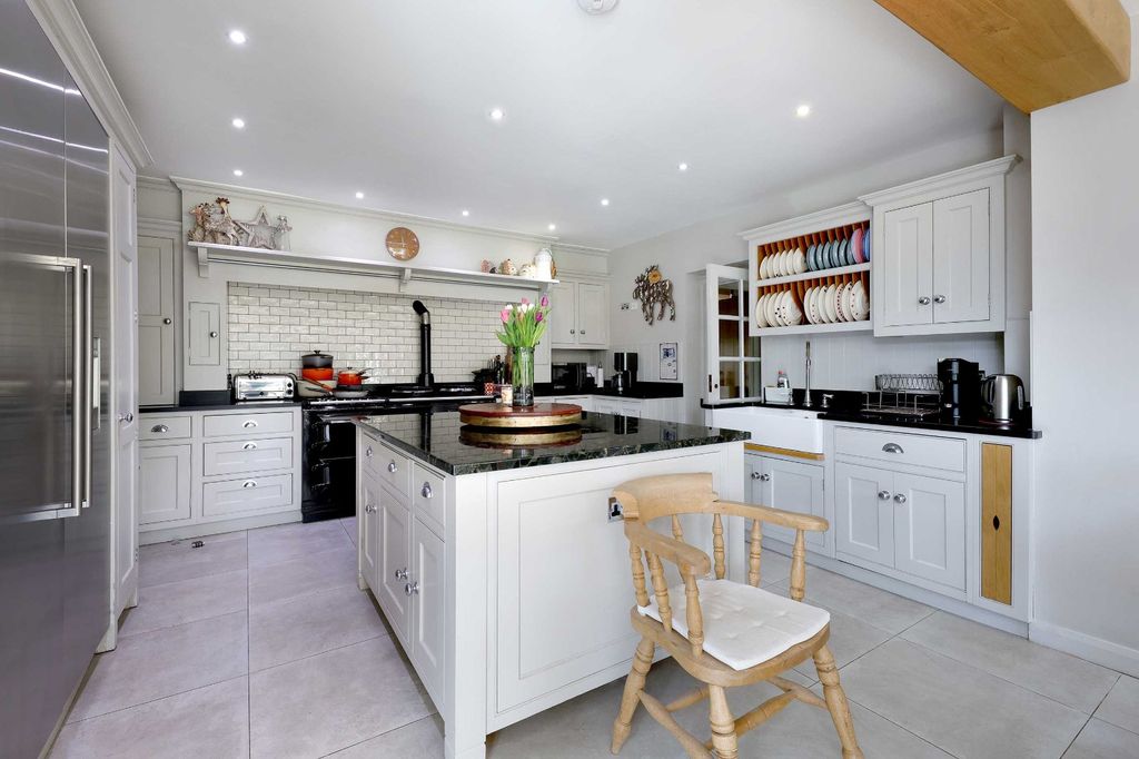 Additional image 8 of 6 bed detached house for saleHogback Wood Road, Beaconsfield, Buckinghamshire HP9