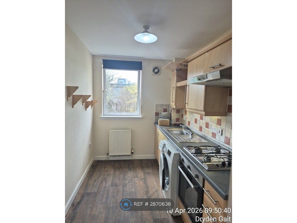 Property photo 3 of 10