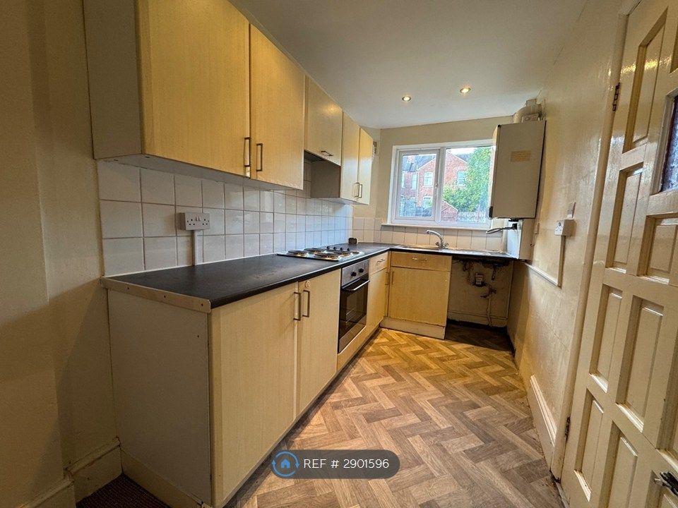 Property photo 3 of 8