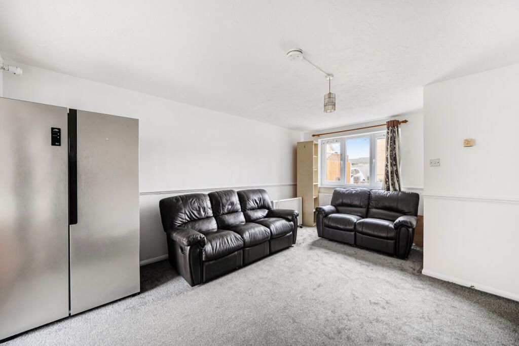 Property photo 2 of 7 Gallery