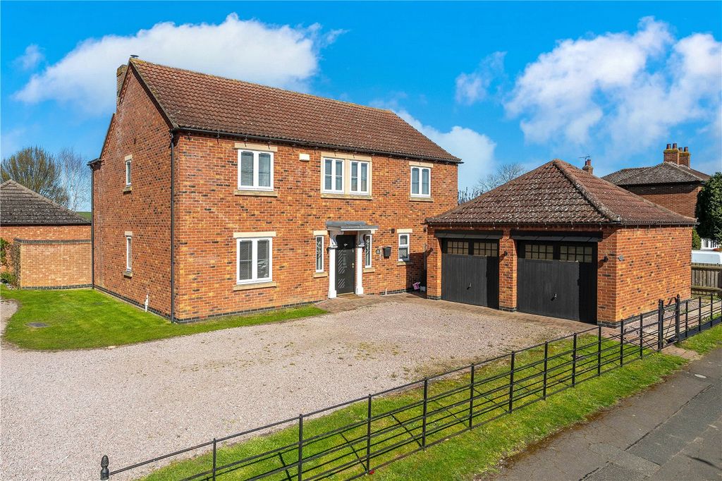 Property photo 1 of 19 Picture No. 02