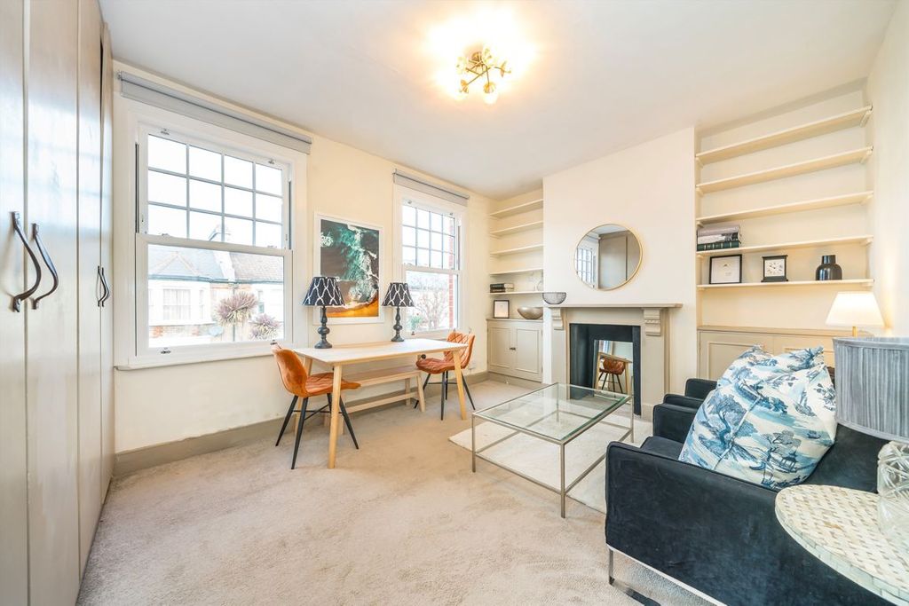 Property photo 2 of 6