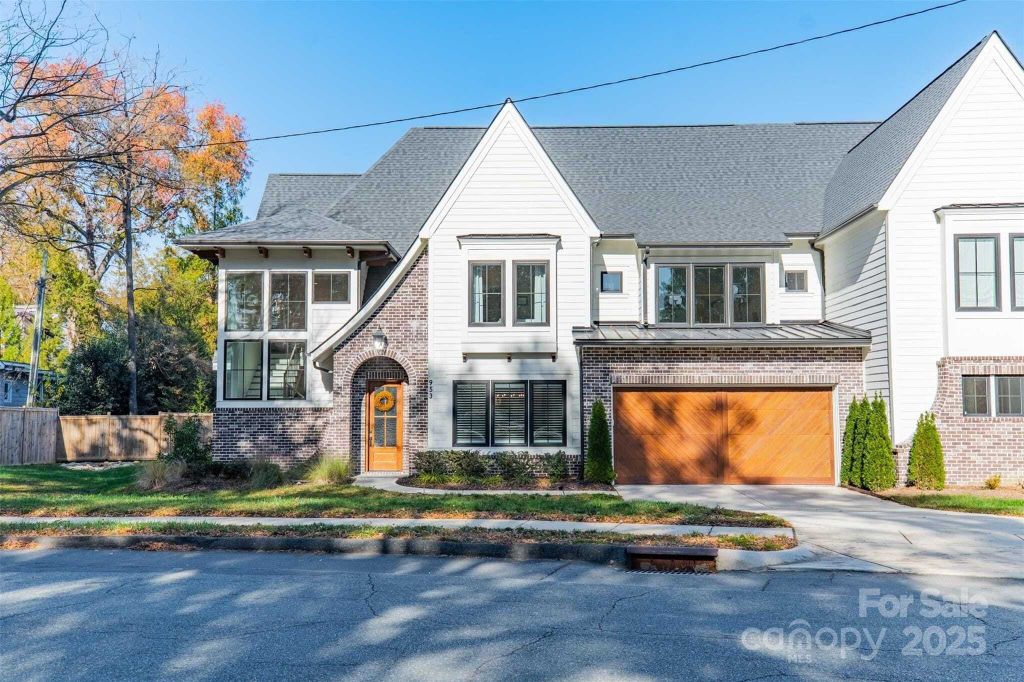 Property photo 2 of 32 <Alttext/>