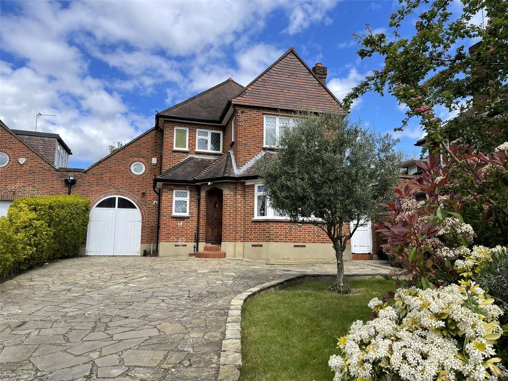 Property photo 1 of 11 External