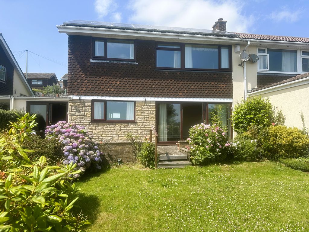 Property photo 1 of 35