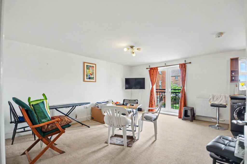 Property photo 1 of 15 {"Order_Id": "639170723455778148", "Image_Id": "958A7F9d-Aea4-4719-Bb84-A60d7833c196"}