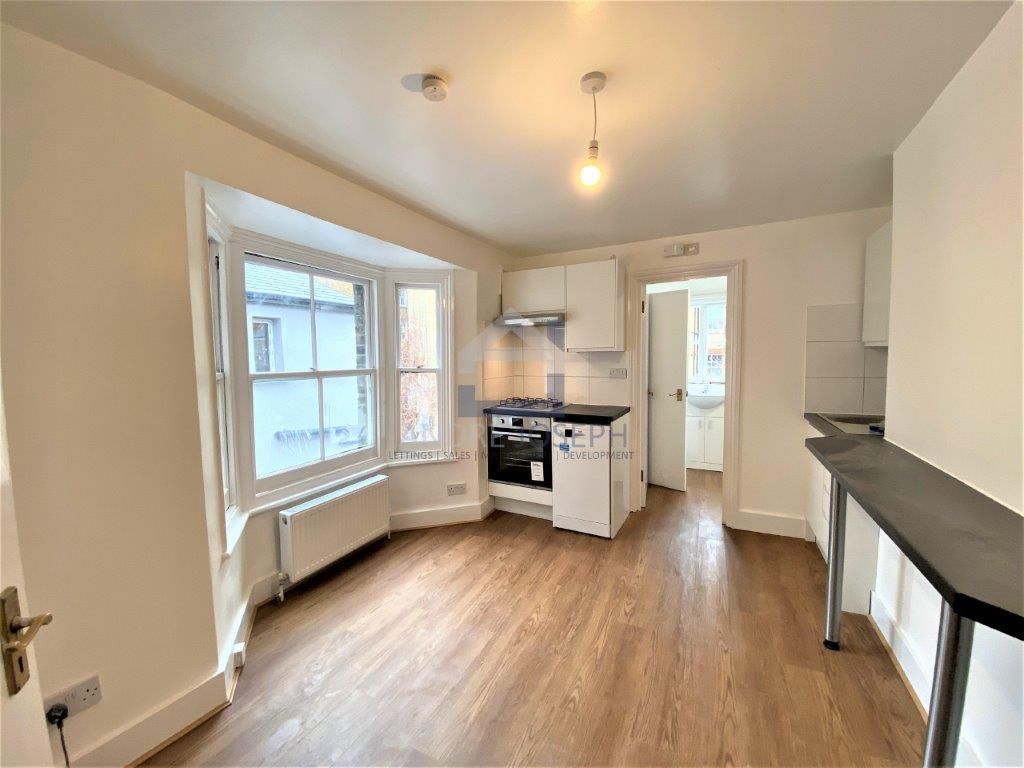 Property photo 2 of 7 Photo 2