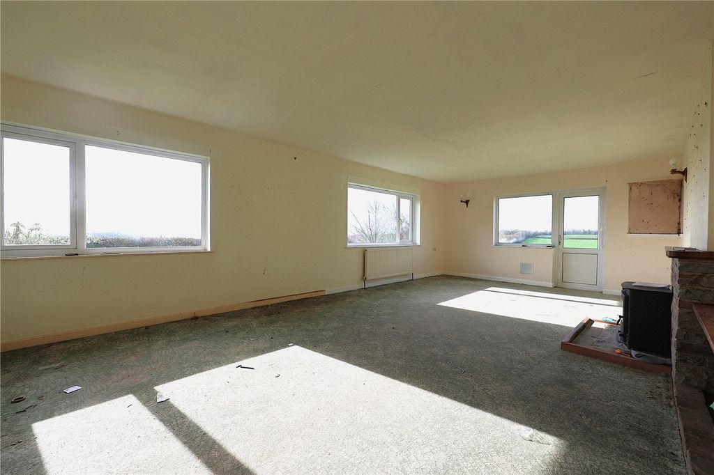 Property photo 2 of 20 Picture No. 06